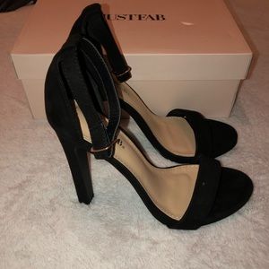 Simple black heels
